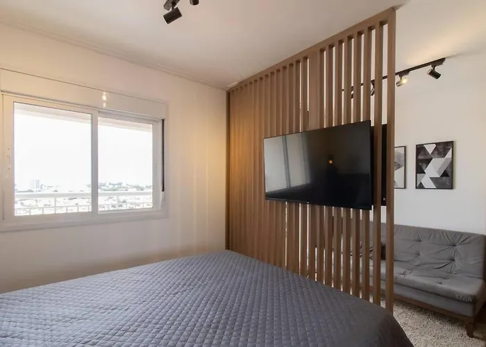 Premium Studio - Gru 2209